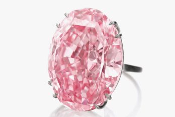 Бриллиантовое кольцо Pink Star